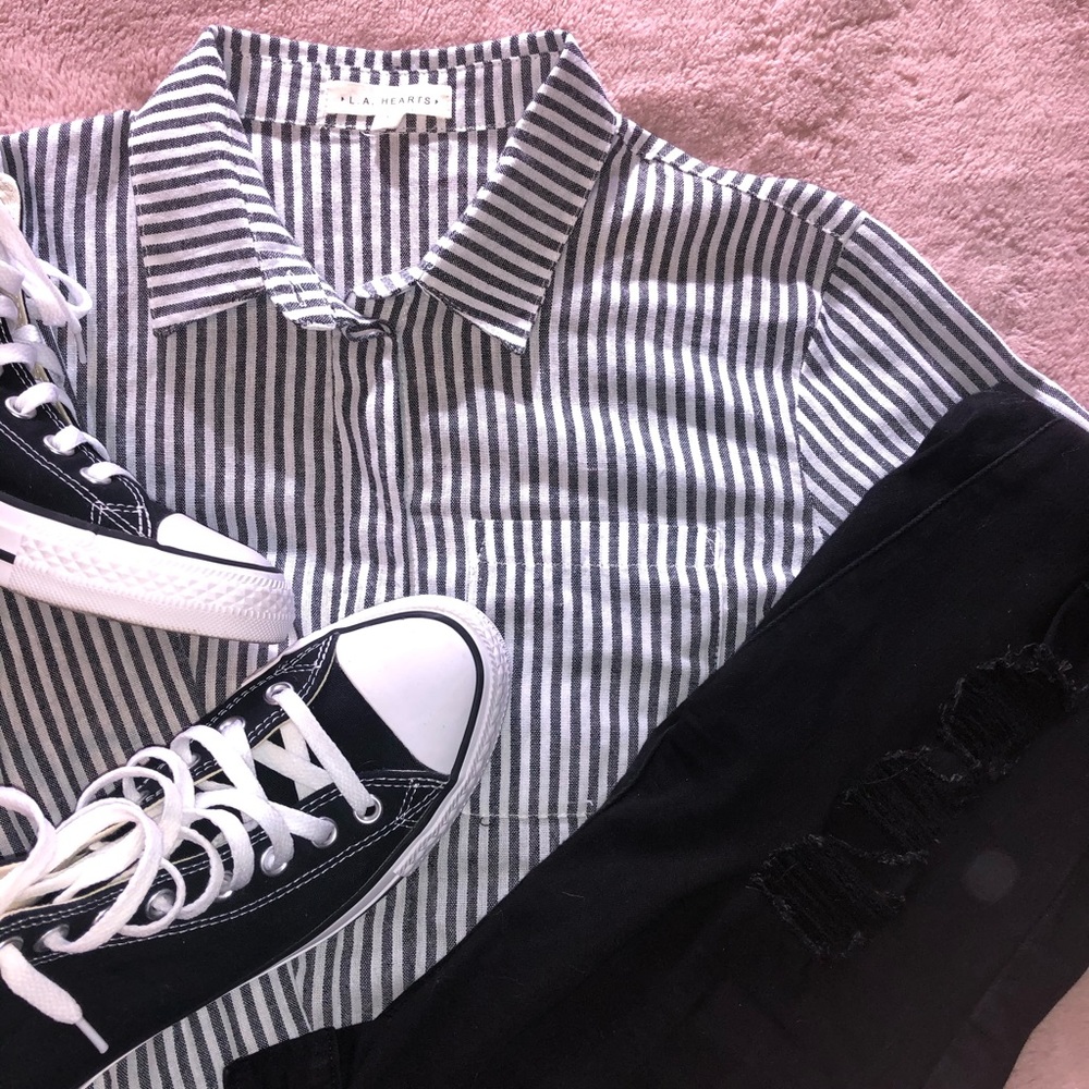 L.A. Hearts Crop Button Down Striped Top
